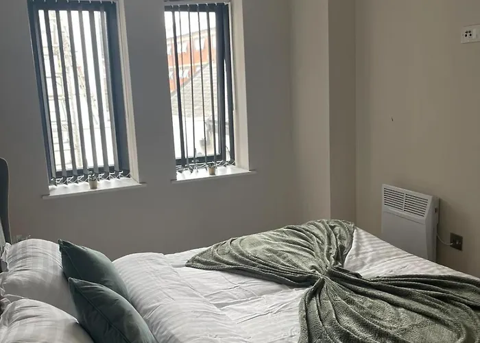 Modern 1 Bed In Лідс