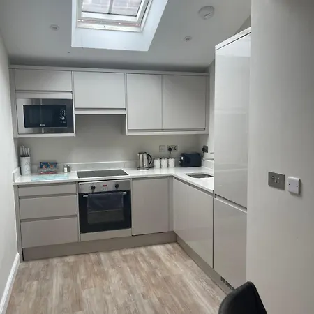 Modern 1 Bed In 아파트 리즈